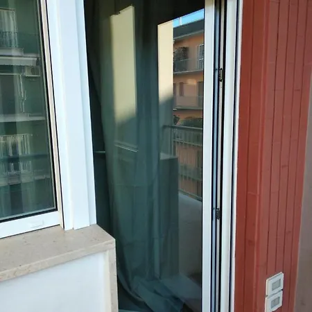 Sevi Modern Lejlighed *